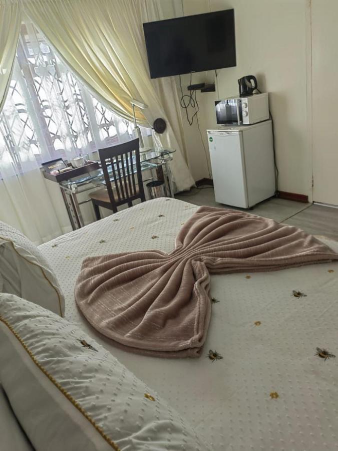 מטטה Obaa Sima Guest House מראה חיצוני תמונה