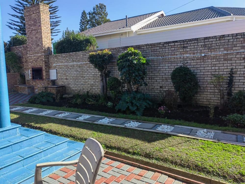 מטטה Obaa Sima Guest House מראה חיצוני תמונה